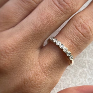 Solid gold & diamond eternity ring band, modern stylish unique handmade 9ct gold 7 round white brilliant cut 2mm diamonds dainty band Bild 3