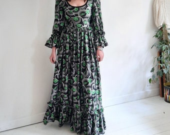 MAGI YOUNG Rare! Vintage Dress  1970s Gothic Art Nouveau Maxi Dress