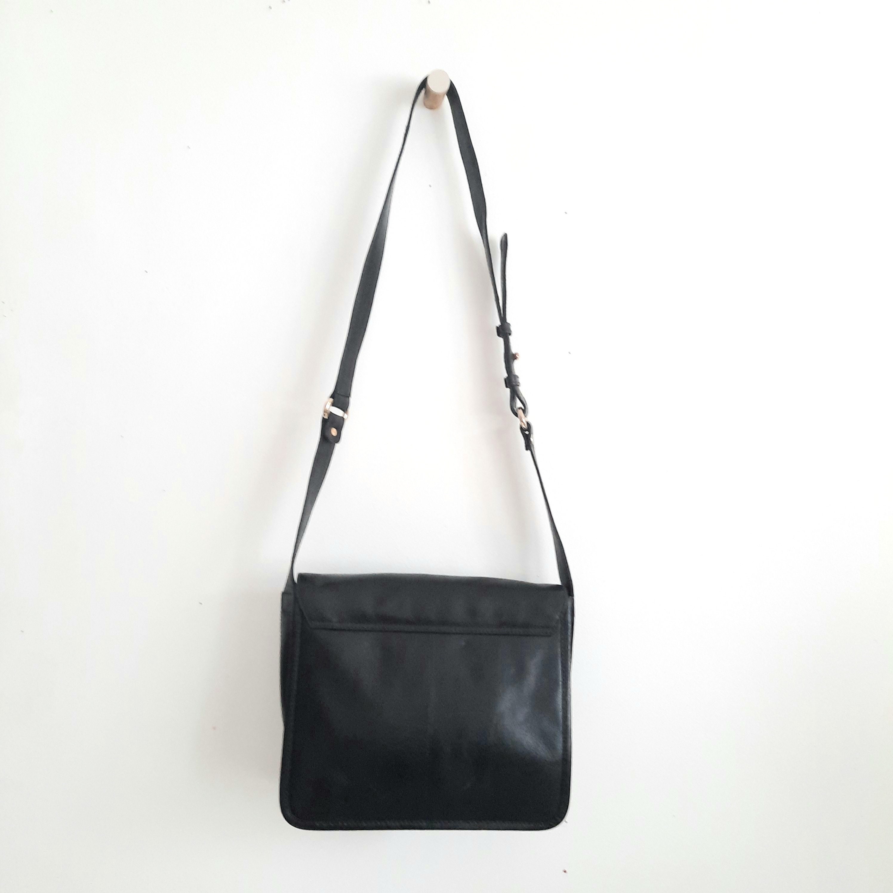 black y2k purse