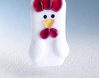 Fused glass hen ornament. Fusing glass ornament, fusing glass, Artisanal creation by Luluverre, handmade, made in Quebec