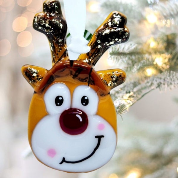 Small red nosed reindeer ornament in fused glass. Fusing glass ornament, Handmade creation by Luluverre, handmade, made in Quebec