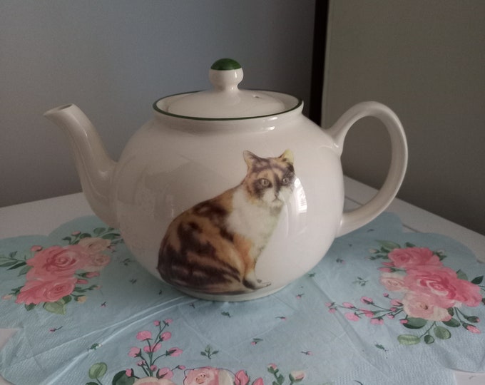 Vintage Cat Teapot by Pristine England Large Cat Teapot in Excellent