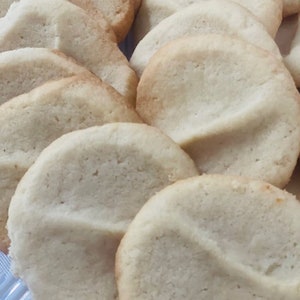 Chicago Lunchroom Butter Cookies DZ | Fresh Baked Goods, Made to Order