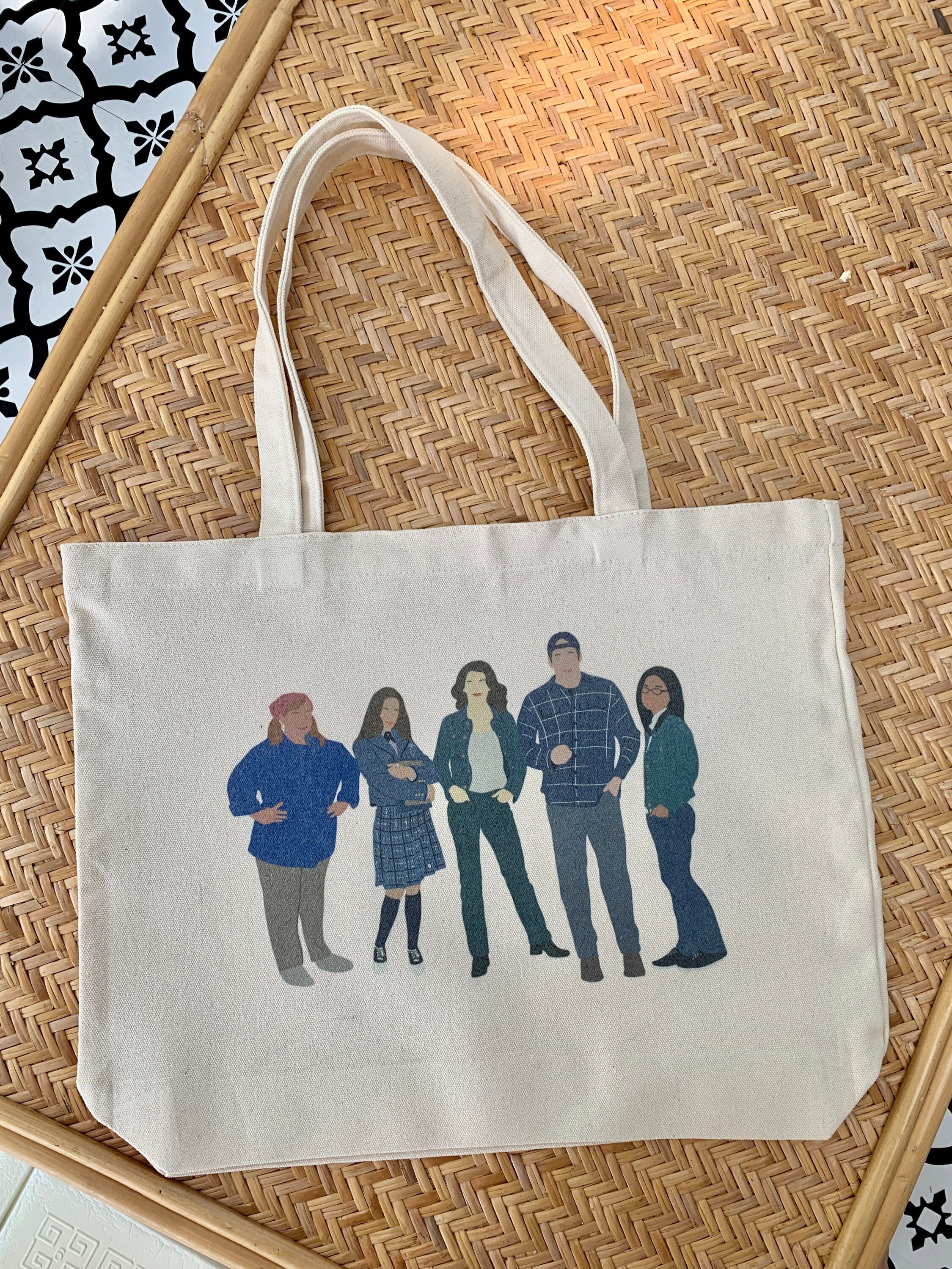 Most memorable bag from the show and which one would you actually use? :  r/GilmoreGirls