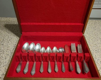 Juego de cubiertos antiguos Winthrop Silverplate de 23 piezas
