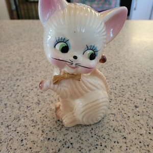 Vintage Ceramic Kitsch Cat figure Japan Green Eyes