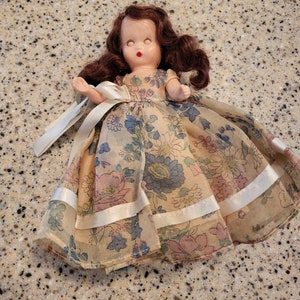 Série du jour de la poupée livre de contes #186