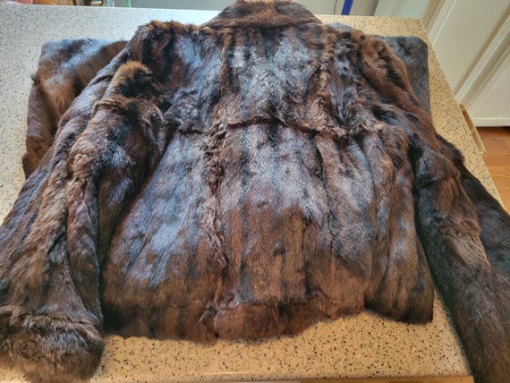 Antique Womens Shin Length Fur Coat SZ M - image 10