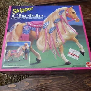 Skipper Chelsie 1992 Horse New Sealed