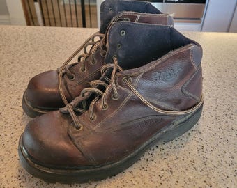 Dr. Martens Mens SZ 11 Leather Vtg Y2k Boots