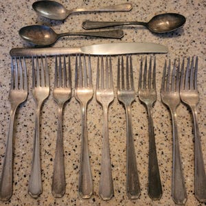 Boss Hotels Antique International Silver Co XXi Silver Plated Flatware Lot (13)