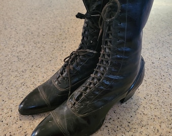 Lacrosse Shoe And Boot Manufacturing Co Antique Leather Womens Lace Up Boots shoes