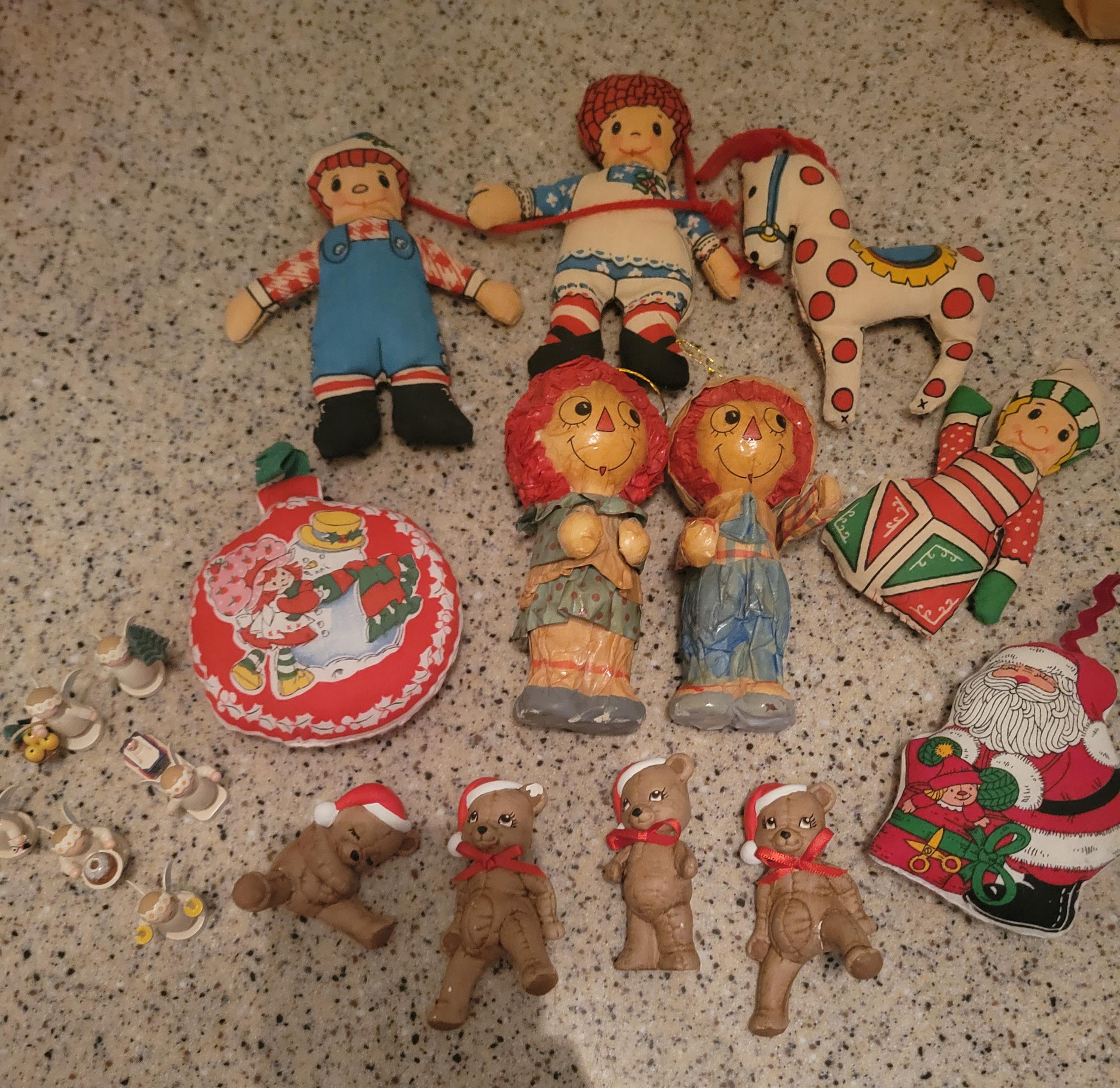 70年代の木製ぬいぐるみとラガディ・アン・アンディのクリスマス 