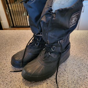 Sorel Vintage Womens SZ 10 Waterproof Boots