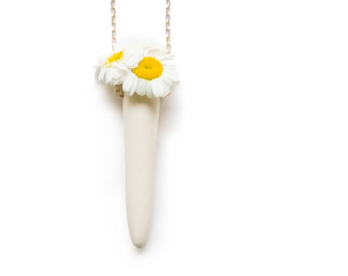 White Ceramic Fresh Flower Vase Necklace 14k Gold Fill Chain Etsy