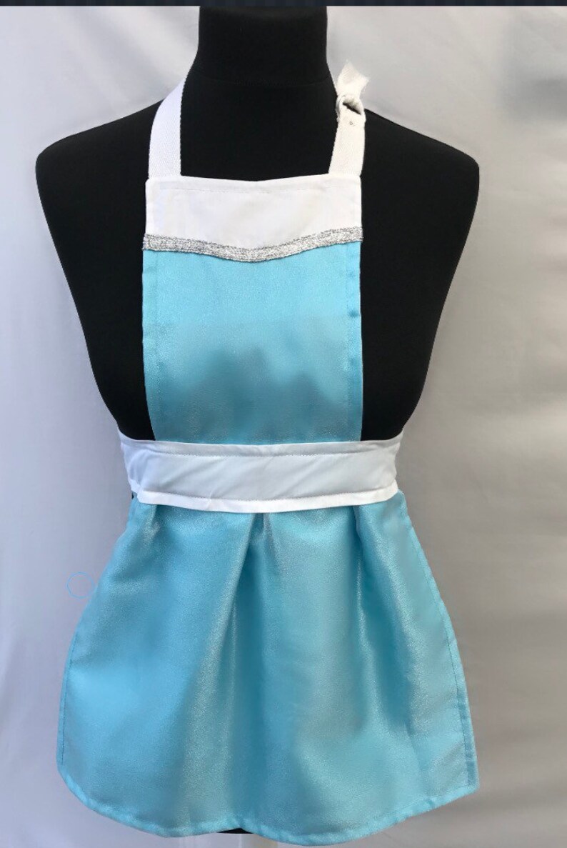 Snowflake Princess Apron (3-6) main image 1