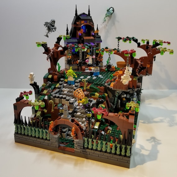 lego haunted castle