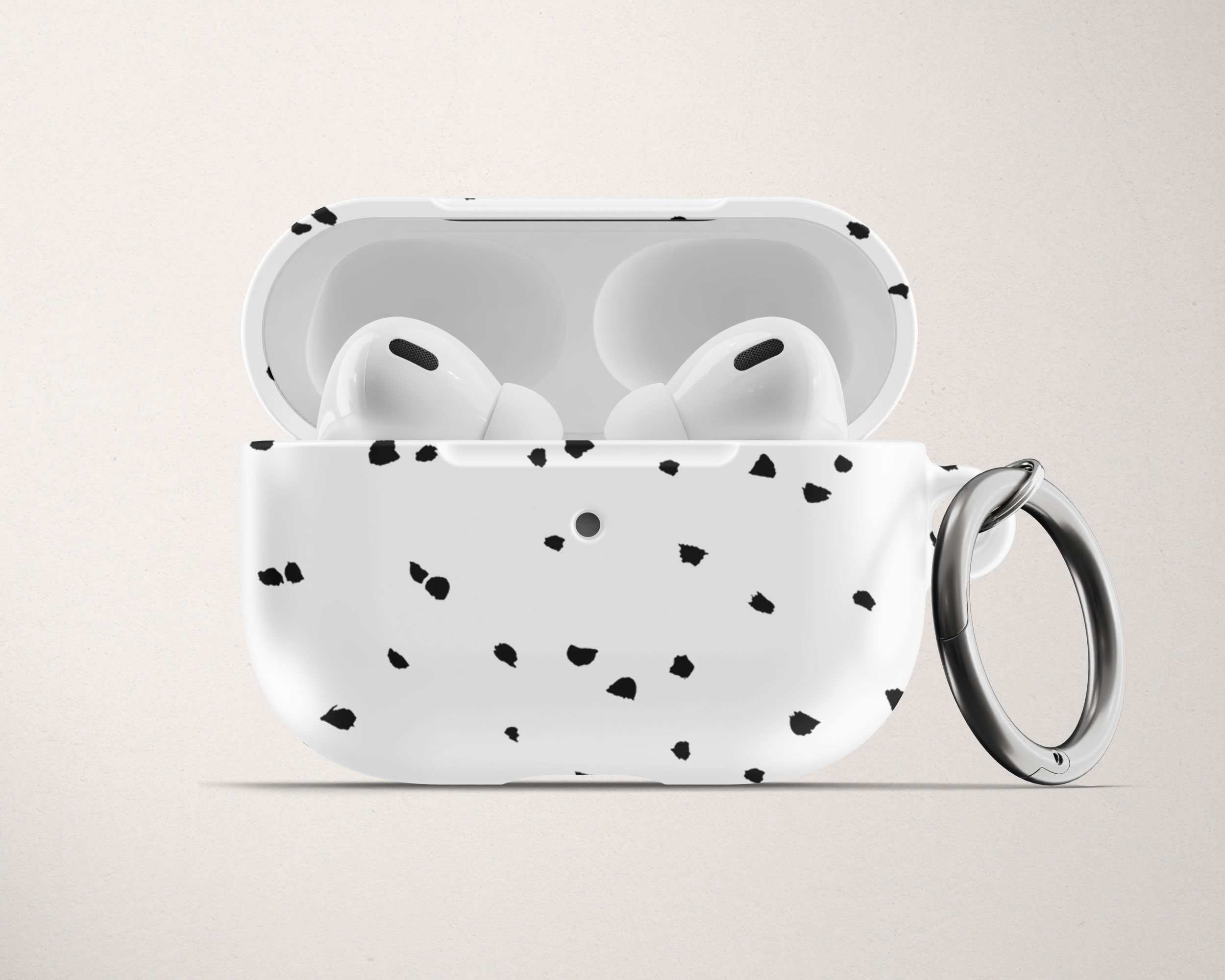 AMBUSH® - HEART AIRPODS CASE | HBX - Globally Curated