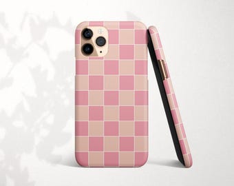 Rosa och beige schackrutigt telefonskal till iPhone 16 Pro 15 Max 16e 14 Plus 13 Mini 12 SE Modernt preppy sommarrutmönster Presenter till henne