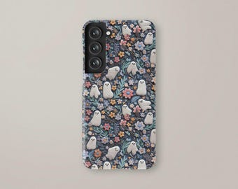 Cute Spooky Ghosts and Flowers Pattern Phone Case for Samsung Galaxy S26 S25 S24 Plus S23 Ultra S22 S21