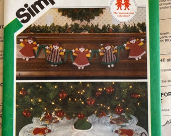1984 Simplicity 6568 Appliqued Tree Skirt and Angel Garland Sewing Pattern
