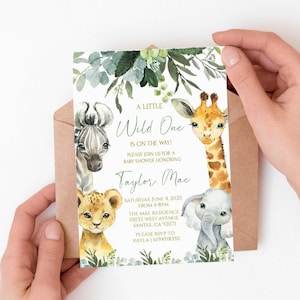 Invitación para baby shower con animales de safari, vegetación. Invitación salvaje, invitación al baby shower de la jungla. Invitación al baby shower de animales del zoológico. SA2020