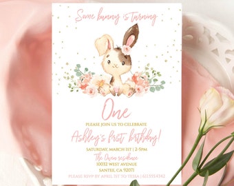 Invitación de primer cumpleaños de conejito imprimible, invitación de cumpleaños de conejito editable, pascua de cumpleaños floral de primavera, invitación de cumpleaños de conejito, Pm038