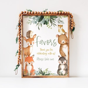 Segno di favori di animali del bosco, favori di baby shower, oro verde salvia, segno di tavolo per baby shower, bambino doccia di animali della foresta, legno001