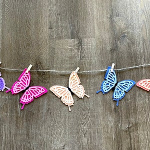 Butterfly Garland // Butterflies // Butterfly Decor // Butterfly Room Decor // Spring Garland // Felt Butterflies // Girls Room Decor //