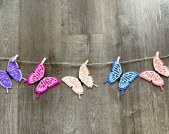 Butterfly Garland // Butterflies // Butterfly Decor // Butterfly Room Decor // Spring Garland // Felt Butterflies // Girls Room Decor //