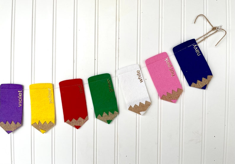 Colored Pencil Garland // Back to School Garland // Classroom Garland // Back to School Decor // First Day of School // Teacher Gift // bild 9