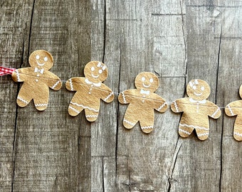 Gingerbread Garland //  Gingerbread Men // Gingerbread Girls // Christmas Garland // Christmas Decor // Gingerbread Decor // Christmas //