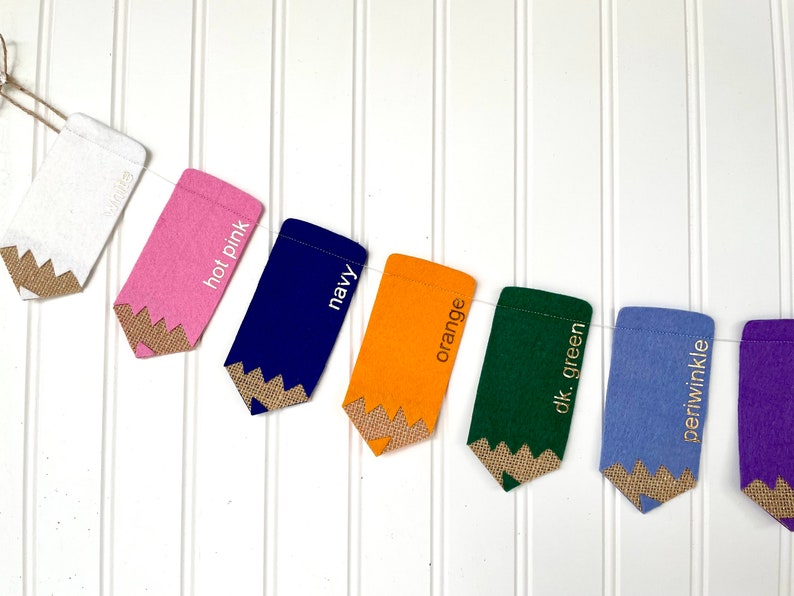 Colored Pencil Garland // Back to School Garland // Classroom Garland // Back to School Decor // First Day of School // Teacher Gift // bild 8