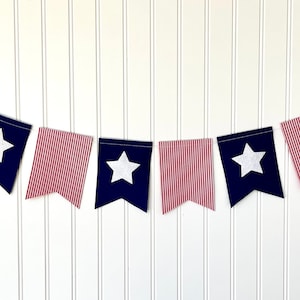 Patriotic Pennant Banner // Red White and Blue Pennant Banner // 4th of July Pennant Banner // July 4th Pennant Banner // 4th of July Decor