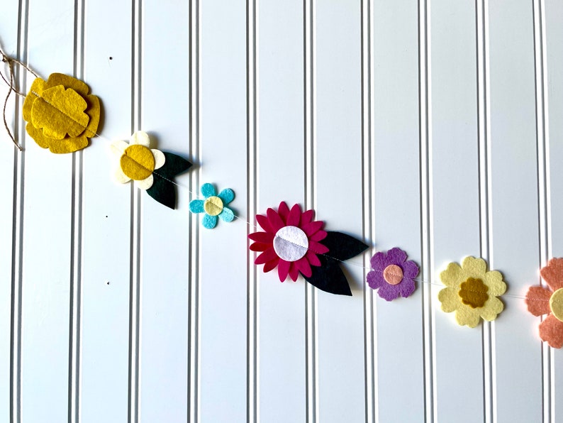 Spring Floral Garland // Spring Flower Garland // Spring Flowers // Felt Flowers // Easter Garland // Spring Garland // Easter Decor // image 6