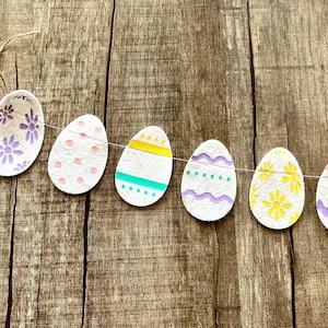 Mini Easter Egg Garland // Easter Egg Garland // Easter Eggs // Easter Decor // Spring Decor // Spring Garland // Felt Easter Eggs //