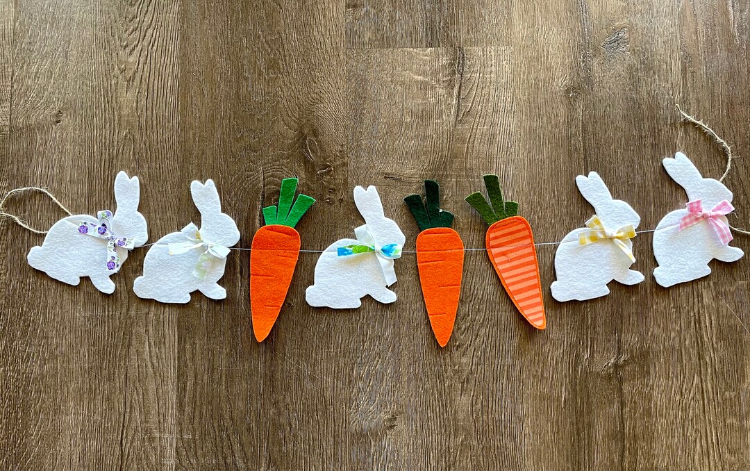 Easter Bunny With Carrots Garland // Easter Bunny Garland // Easter ...
