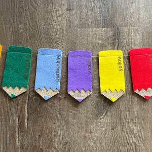 Colored Pencil Garland // Back to School Garland // Classroom Garland // Back to School Decor // First Day of School // Teacher Gift // bild 5