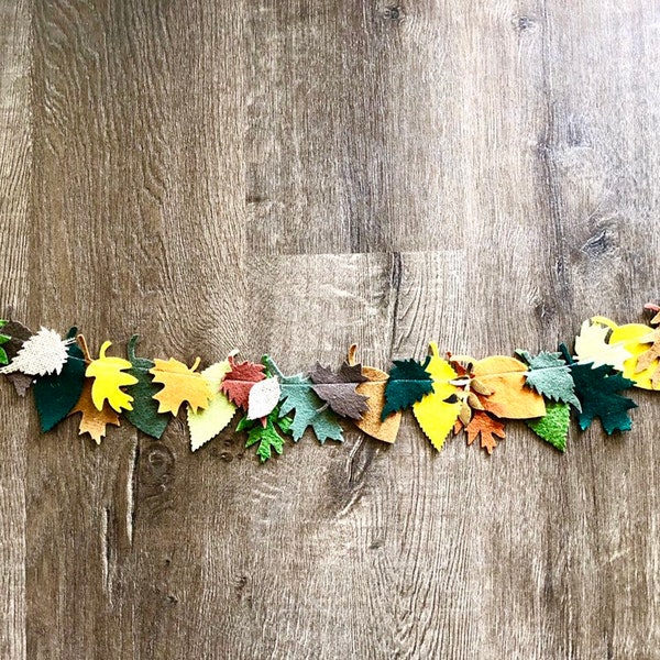 Falling Leaves Garland // Fall Leaves // Fall Garland // Leaf Garland // Felt Leaves // Fall Decor // Fall Decorations // Leaves //