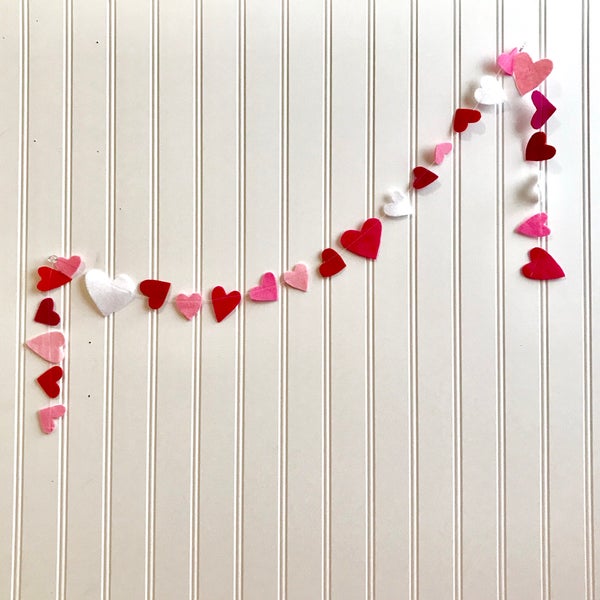 Pink Confetti Heart Garland // Mini Heart Garland // Heart Garland // Valentine's Day Garland // Valentine's Heart Garland // Pink and Red