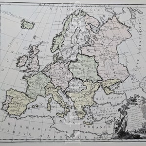 Französische 1766 Karte von Europa, 1980er Jahre Druck nach dem Original des 18.Jahrhunderts von Desnos