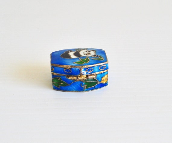 Miniature CLOISONNE Enamelled Panda Bear Pill Box… - image 6