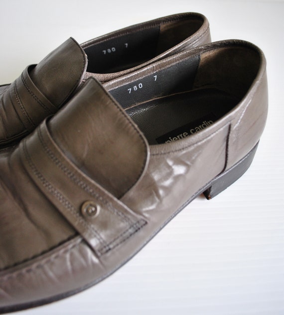 Vintage 1970s PIERRE CARDIN Grey Leather Loafers … - image 6