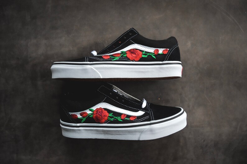 vans black white and red