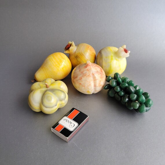 Vintage ＊ gem fruits ＆ vegetable Set of 6 Alabaster Fruits & Vegetables Onyx Sculptured
