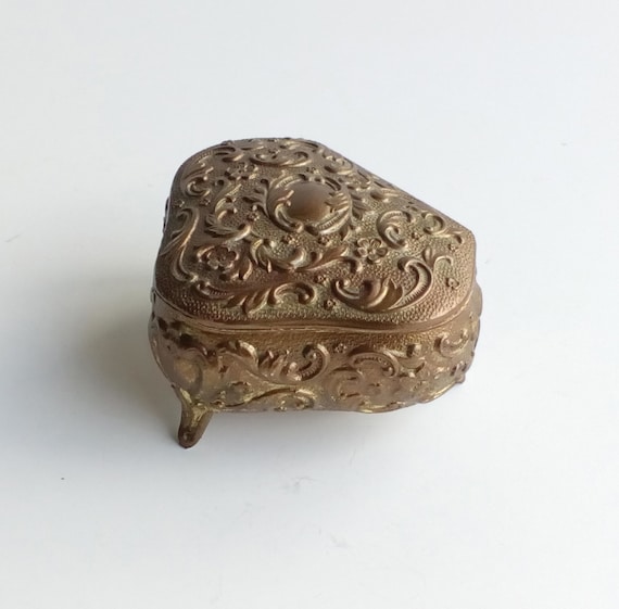 Vintage Decorative Brass Coin Tray Jewelry Ring Dish Trinket Holder Vanity Decor Vintage Decorative Brass Coin Tray Jewelry Ring Dish Trinket Holder Vanity Decor