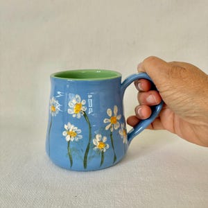Pottery mug. Daisy mug. Gift for gardener.