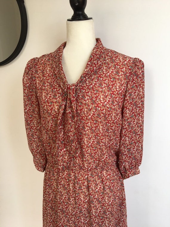 Pretty vintage dress