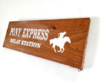 アンティーク　wooden sign ポニーエクスプレス　木製看板 Pony Express, Western, Antiqued, Wooden Sign - Etsy