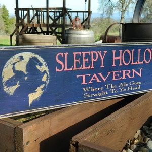 Décoration de Noël et enseigne en bois pays primitif effet vieilli Halloween - Sleepy Hollow Tavern